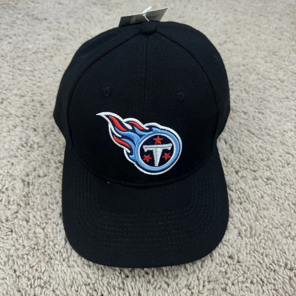 Tennessee Titans Hat NFL Game Day Adjustable Strap Black 3D Team Logo Vtg Cap‎